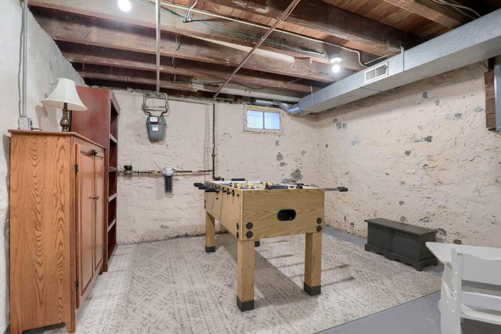 Rare City Home W/ Backyard Fire-Pit & Hottub Lancaster Exterior foto